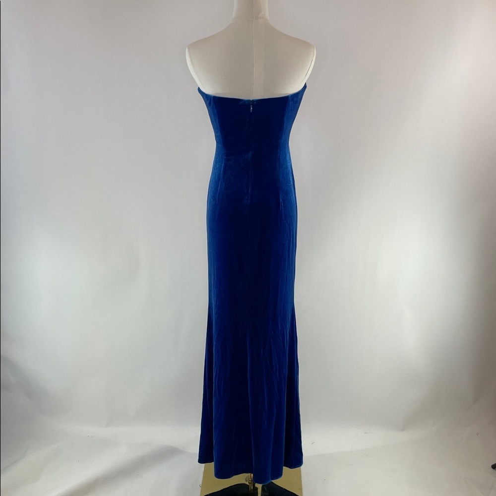 Liv Foster Velvet Strapless Gown, 4 - Picture 12 of 17